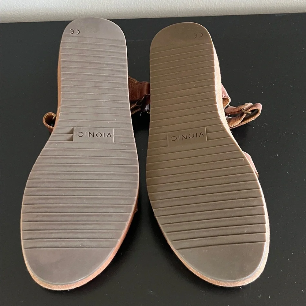 Vionic Kayan Leather Wedge Brown Leather Adjustable Strap Sandals